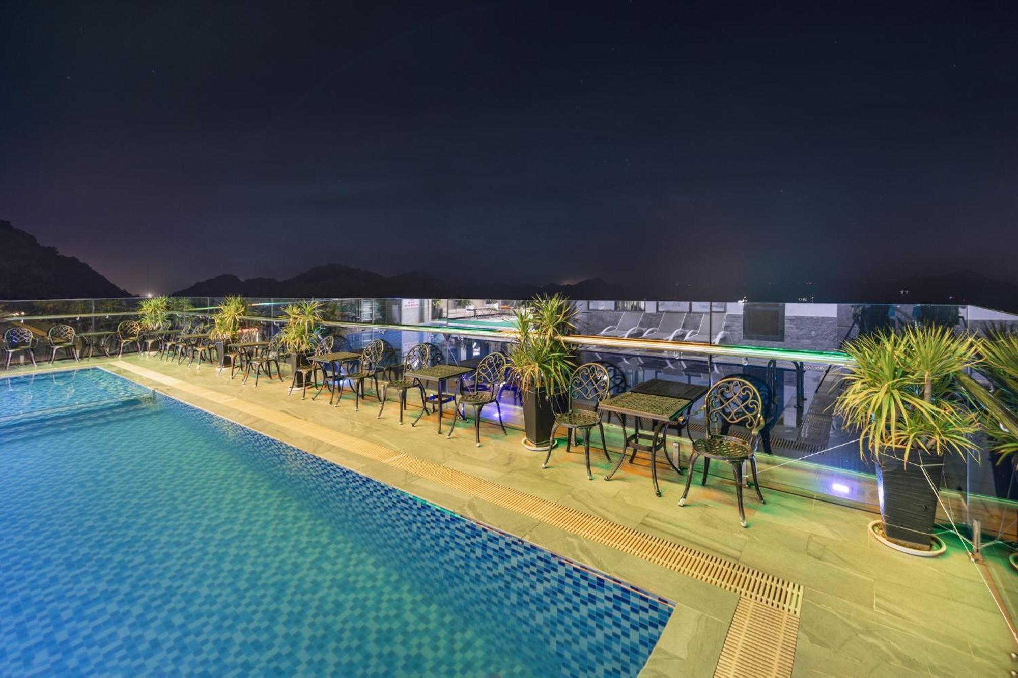 Cat Ba Paradise Hotel - Sky Bar & Massage Dong Khe Sau Exteriér fotografie